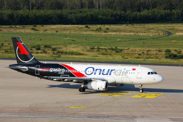 Onur Air TC-ODE Airbus A320 at CGN Airport, Koln Bonn