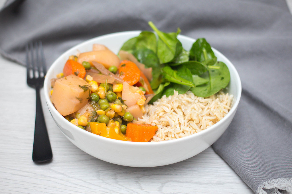 Vegetables Curry with Rice and Spinach