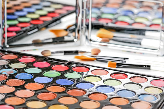 Set of eyeshadows and brushes - cosmetics for eyes