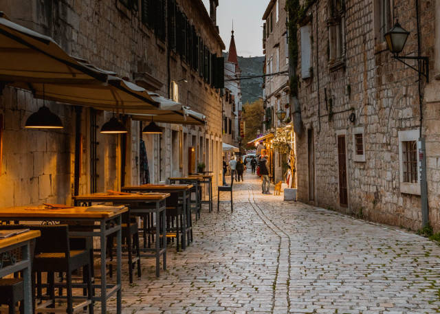 Exploring Trogir