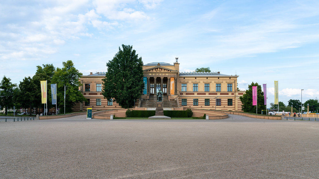 Staatliches Museum Schwerin – art museum in Schwerin with the statue of Paul Friedrich in front of it