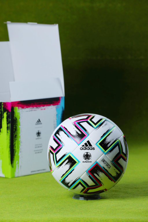 Uniforia, the official ball of Euro 2020, unboxing, green background