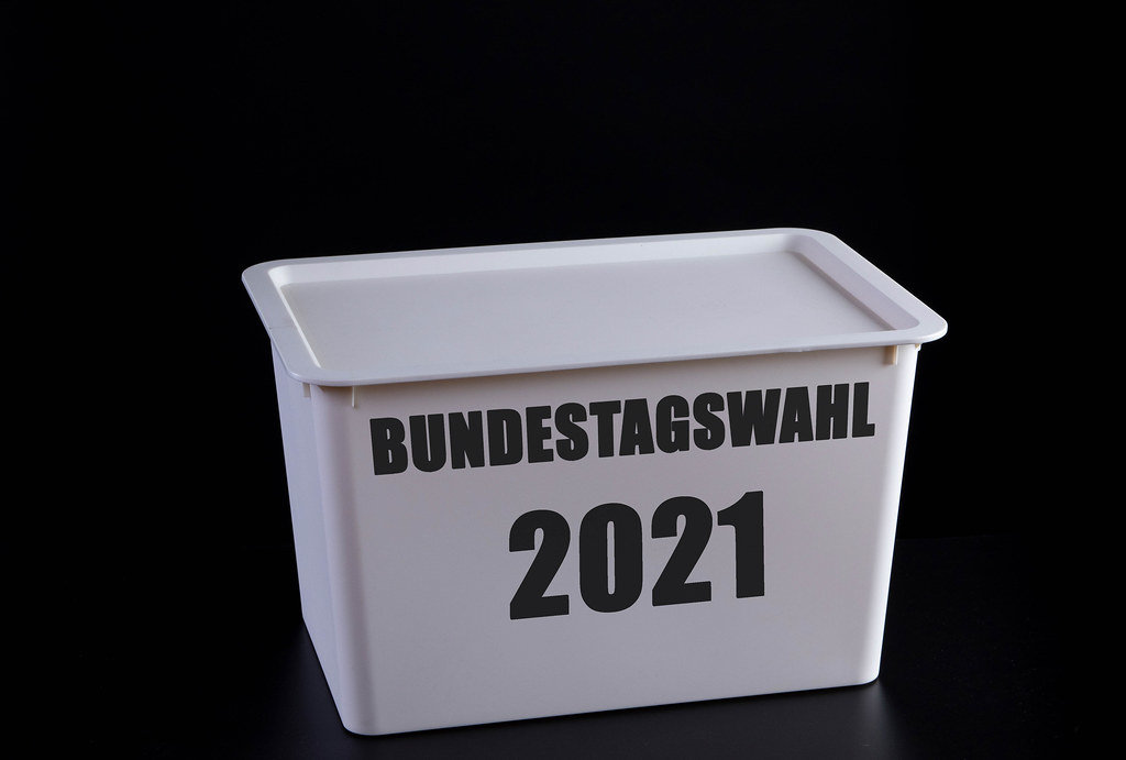 Wahlurne Mit Bundestagswahl 2021 Text - Kostenloses Foto Auf Ccnull.de ...