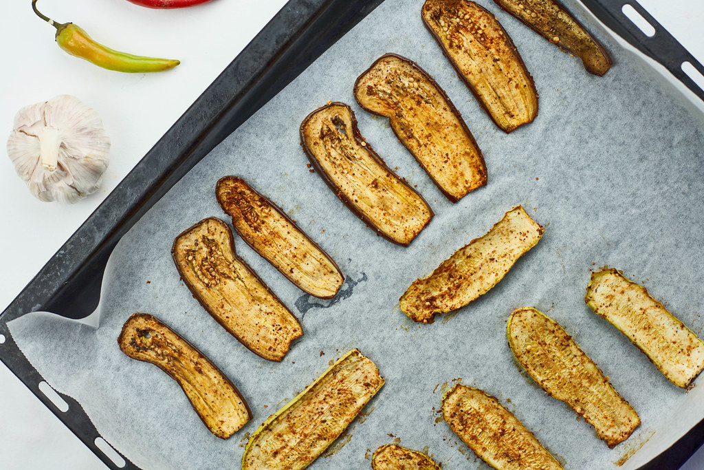 Oven baked eggplant slices with spices