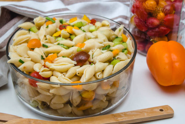 Healthy Pasta Salad with Vegetable