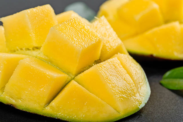 Close-up of slices of ripe mango