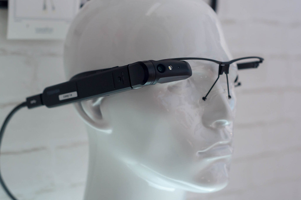 Toshiba dynaEdge AR Smart Glasses at IFA Berlin 2018