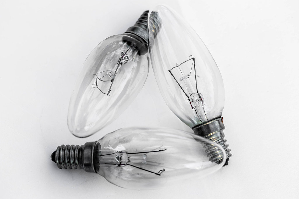 Lamps for indoor lighting