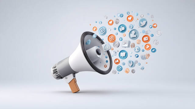 Digitales Megafon mit Social Media Icons auf Grau