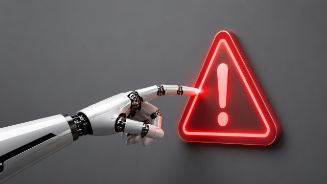 Rote Warnsymbole von Roboterhand berührt