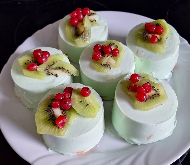Fruchtige Mini-Törtchen